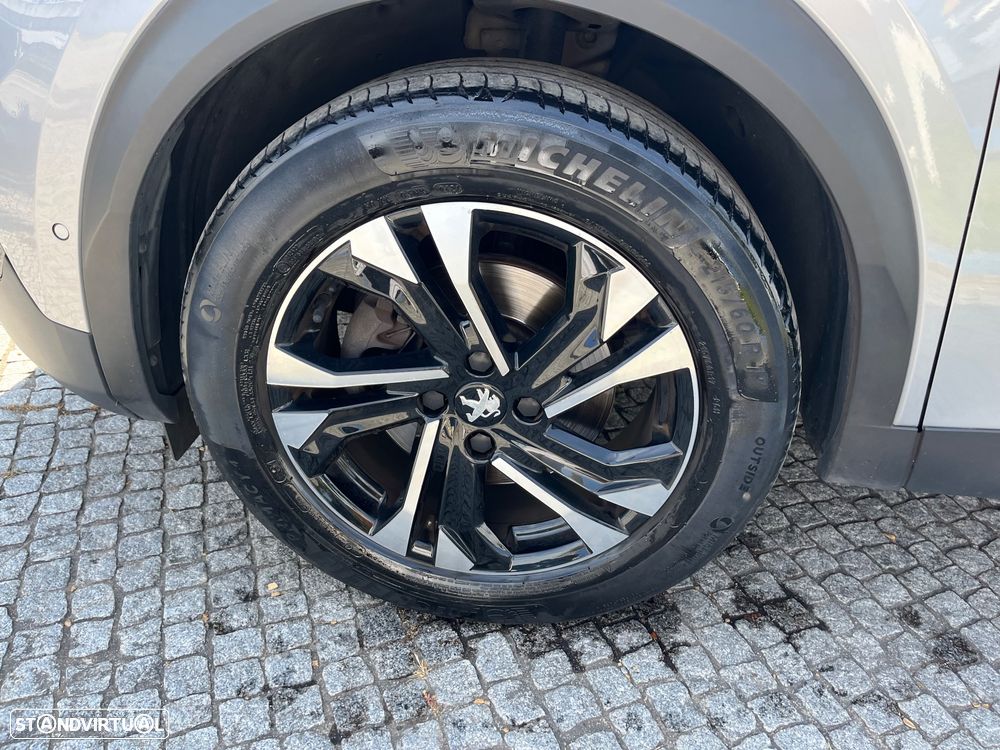 Peugeot 2008 1.5 BlueHDi GT Pack EAT8 - 17