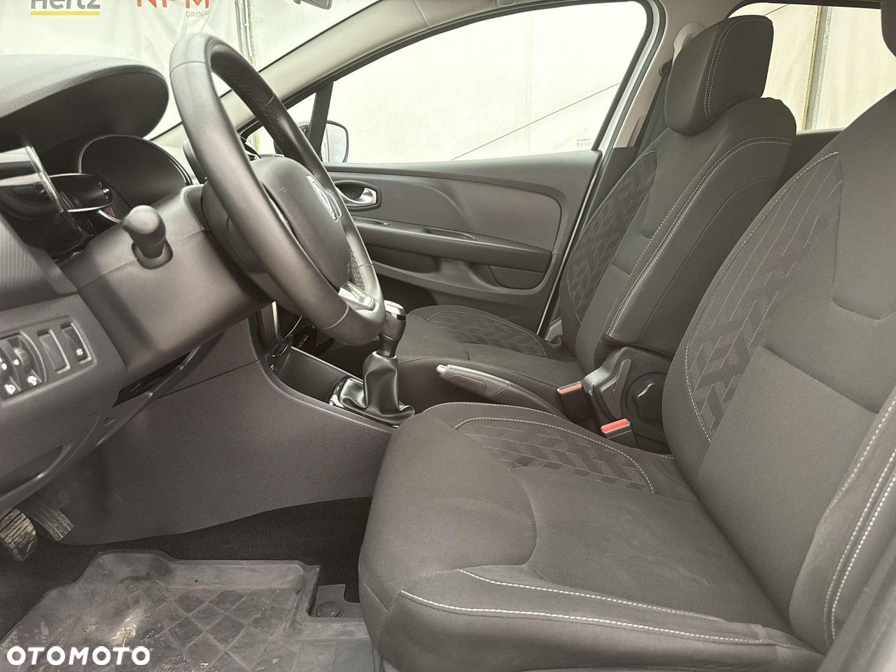 Renault Clio - 12