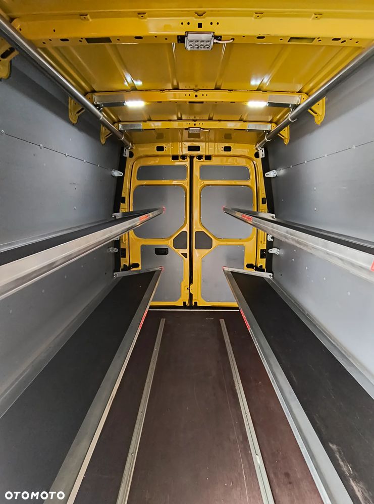 Volkswagen Crafter 35 TDI - 16