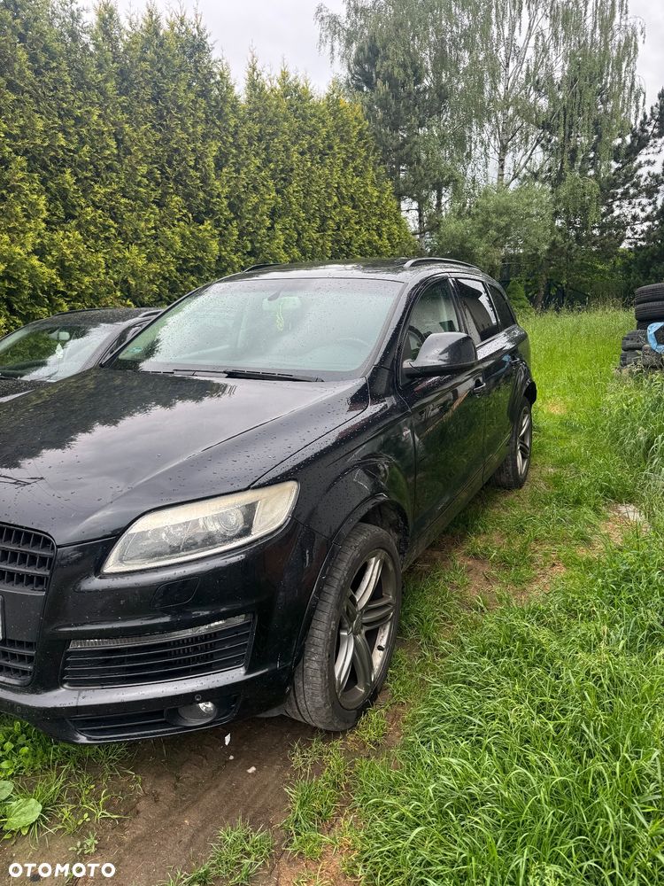 Audi Q7 - 12