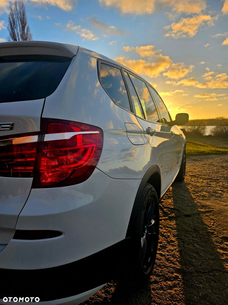 BMW X3 xDrive28i Sport-Aut xLine - 5