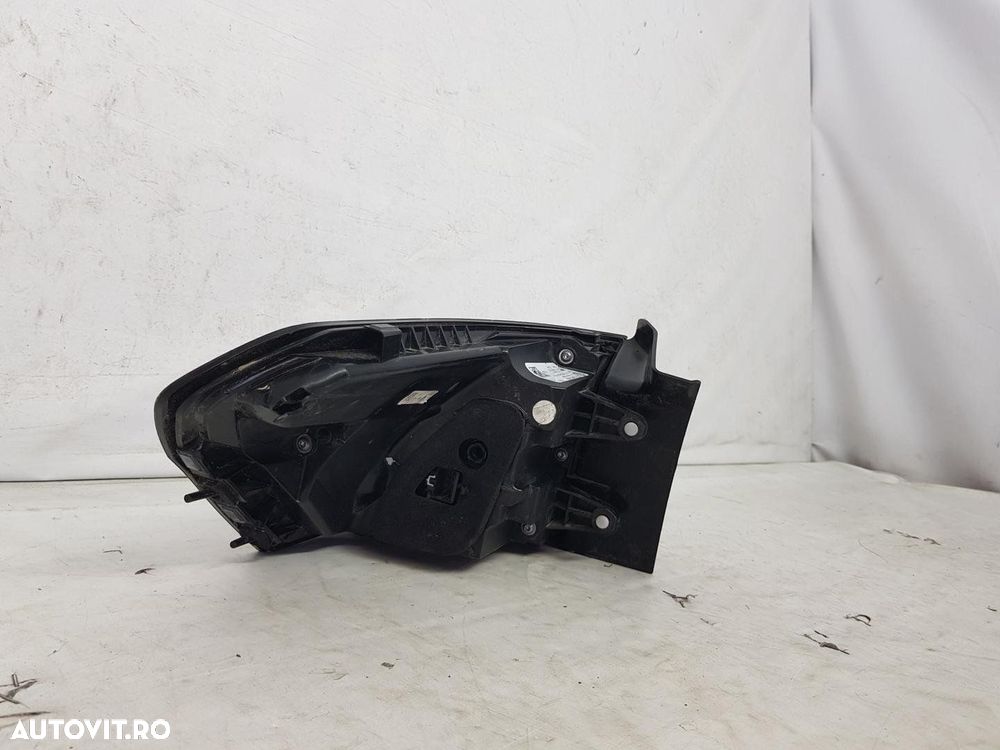 Stop dreapta pe aripa VW Taigo dupa 2021 - 8