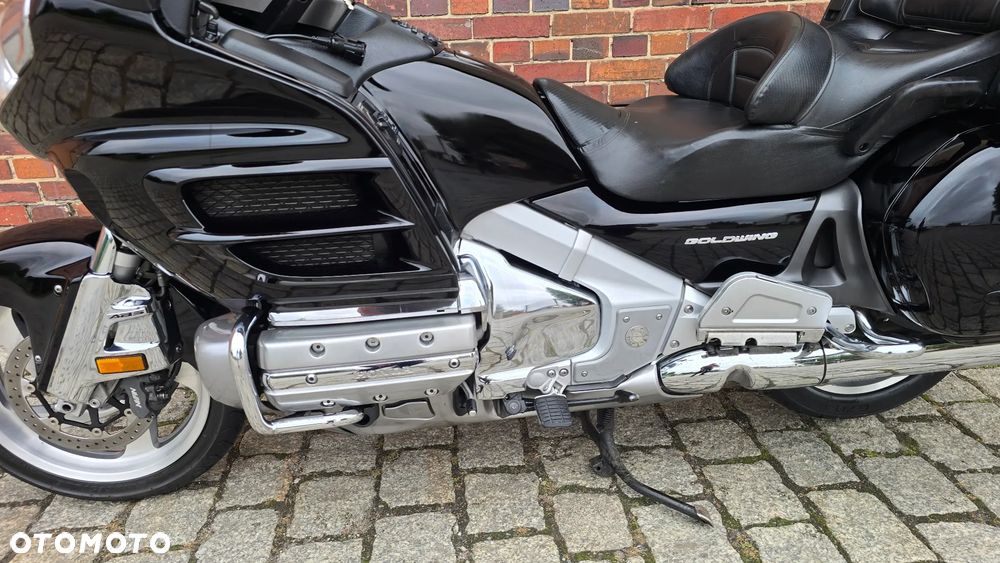 Honda GL - 9