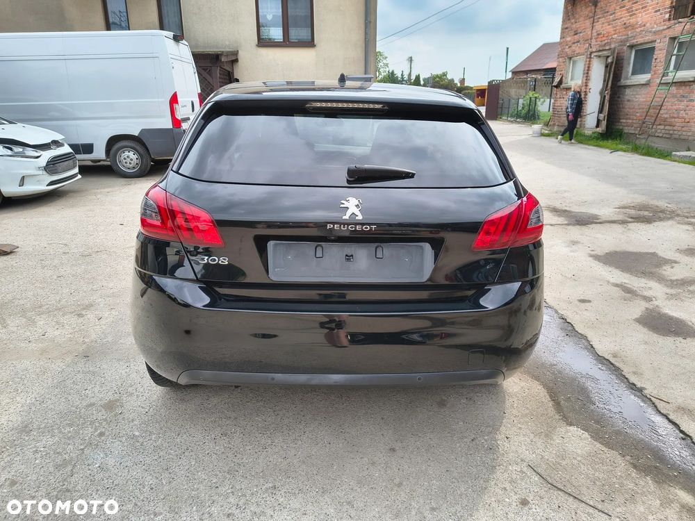 Peugeot 308 - 9