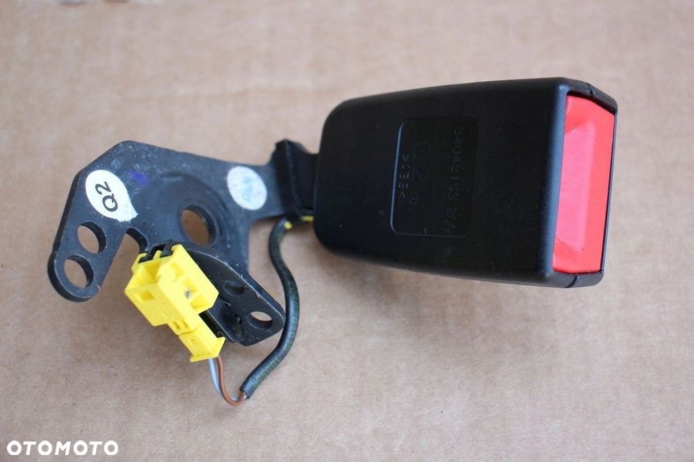 Klamra zapinka pasa bezpieczeństwa Mercedes PRAWY TYŁ 2048602669 - 1