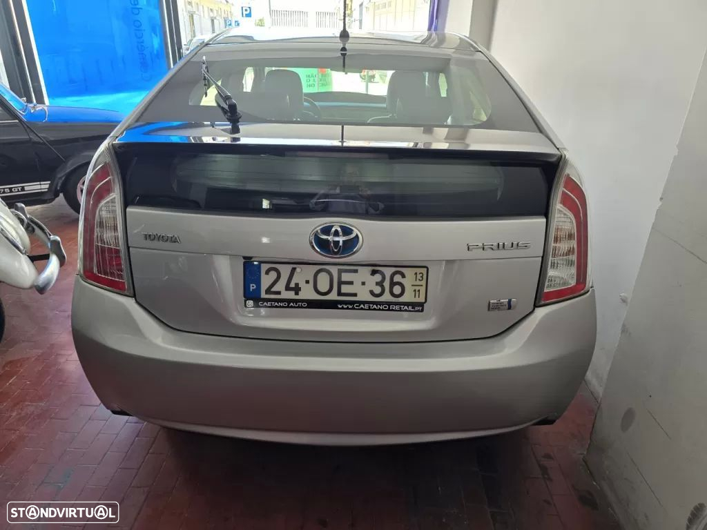Toyota Prius 1.8 Exclusive - 6