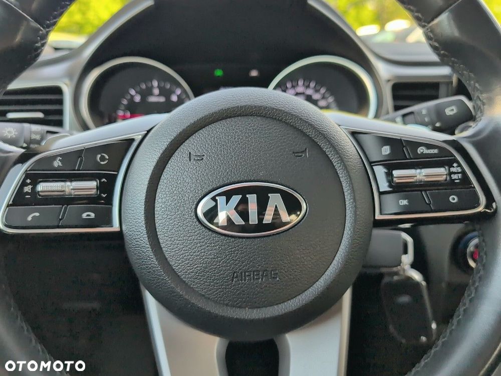 Kia Ceed 1.6 CRDi SCR M DCT - 19