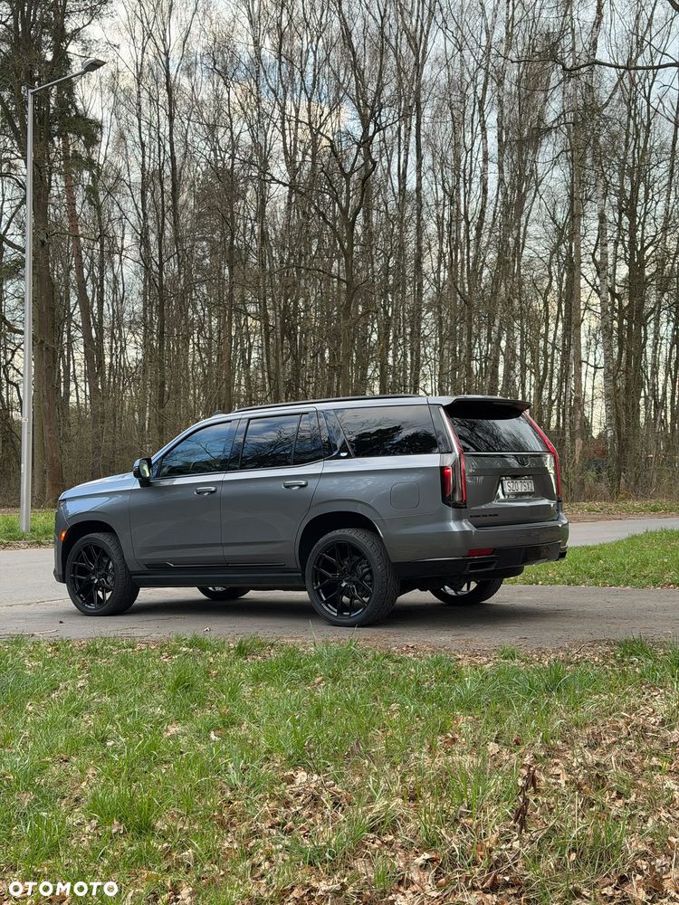 Cadillac Escalade - 6