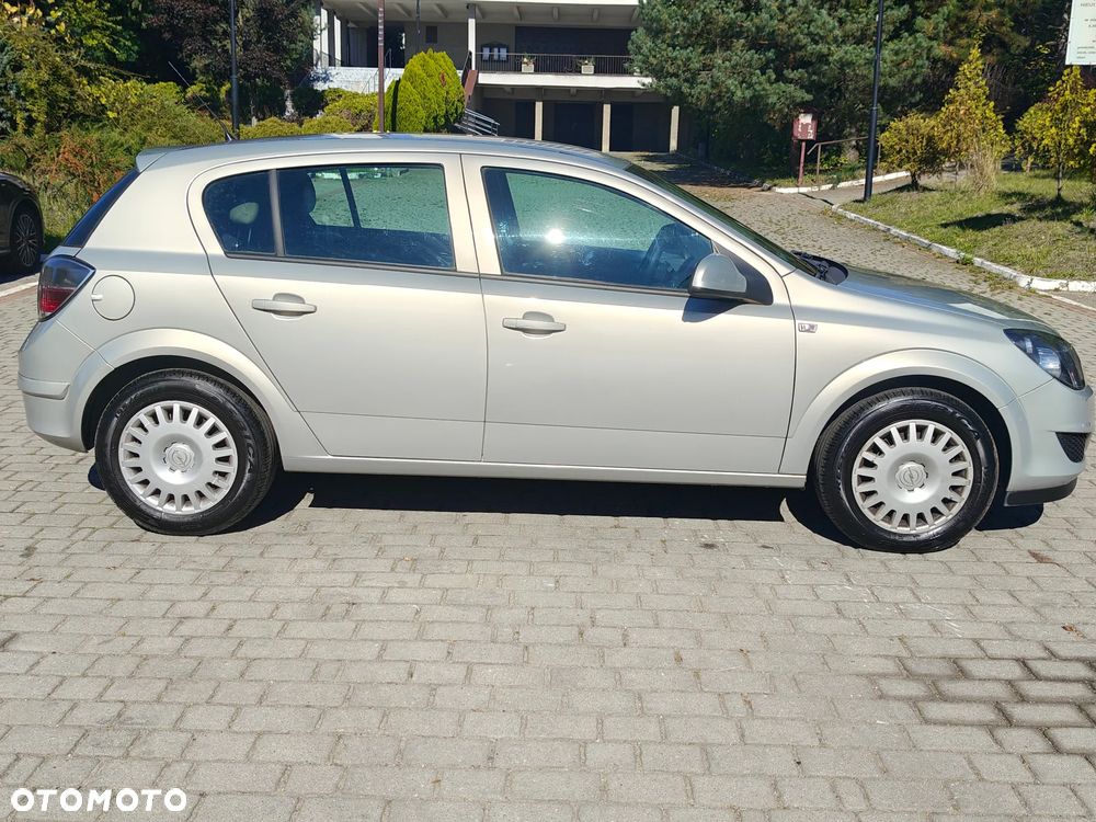 Opel Astra 1.7 CDTI Cosmo - 5