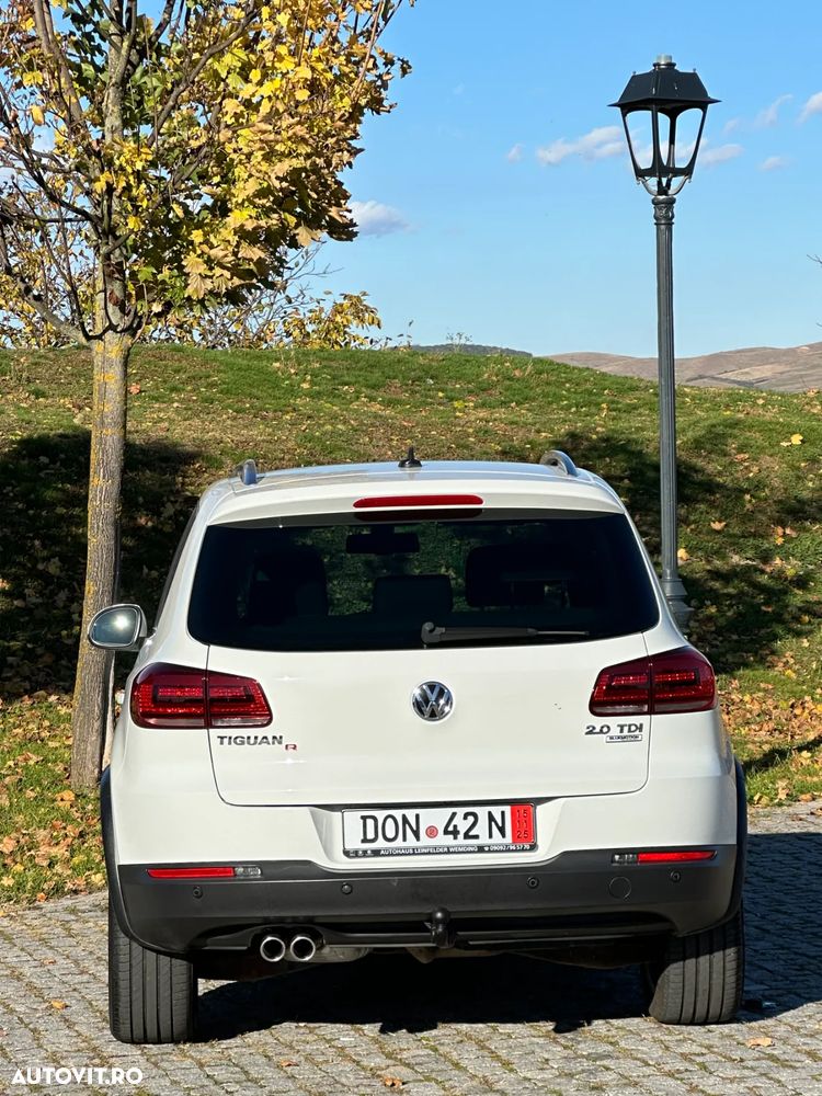 Volkswagen Tiguan 2.0 TDI SCR 4MOTION BlueMotion Technology DSG Lounge Sport & Style - 29