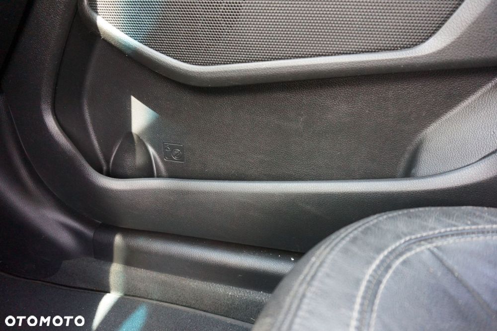 BOCZEK TAPICERKA DRZWI SKÓRA DREWNO PAMIĘĆ GRZANIE JBL INFINITY OPTIMA III  KIA 2010-2015 - 17