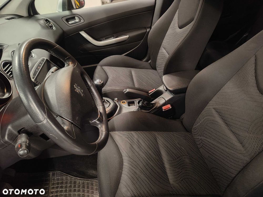 Peugeot 308 - 7