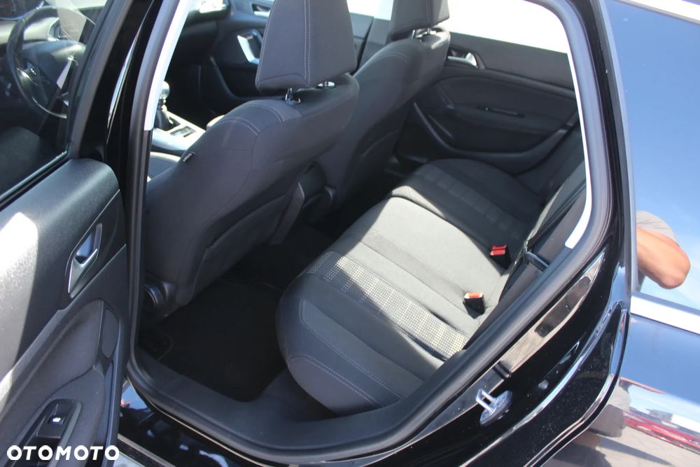 Peugeot 308 e-HDi FAP 115 Stop&Start Business Line Niveau 2 - 23