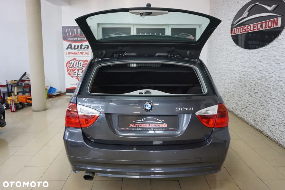 BMW Seria 3 - 17