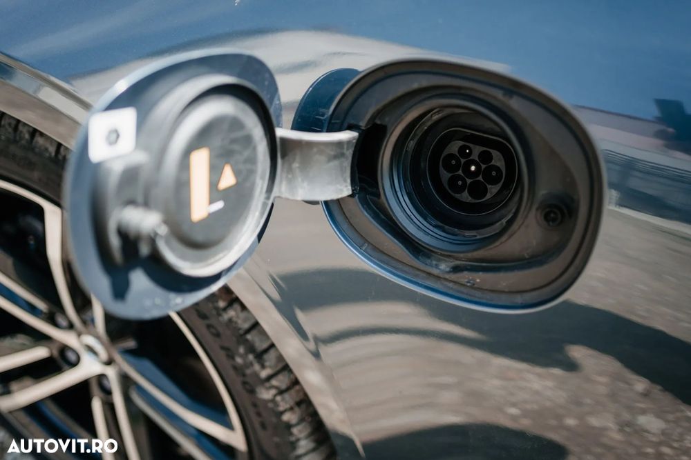 Volvo S90 - 11