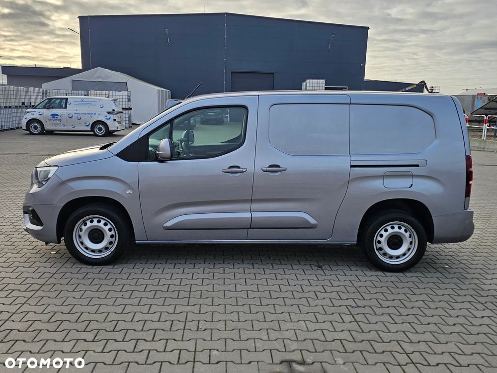Opel COMBO - 3