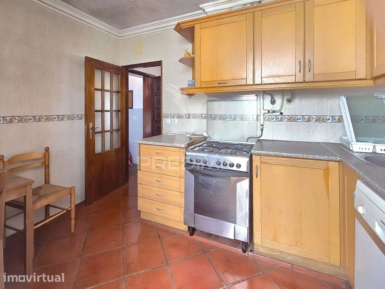 T3 junto à Universidade | Excelente oportunidade para habitação ou... - Grande imagem: 4/14