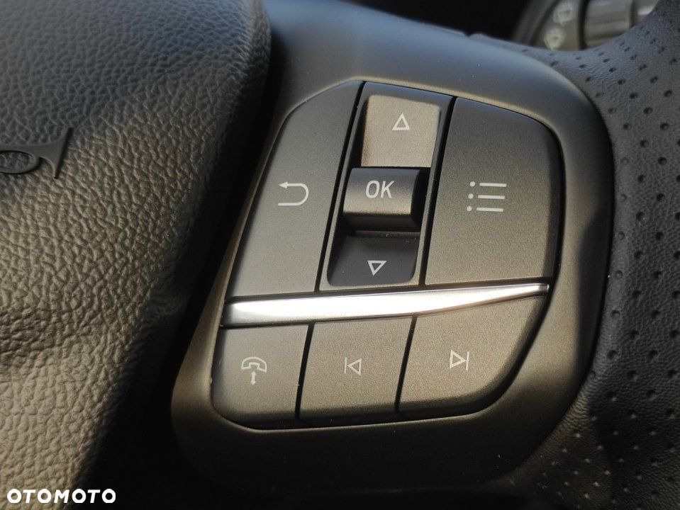 Ford Kuga - 17
