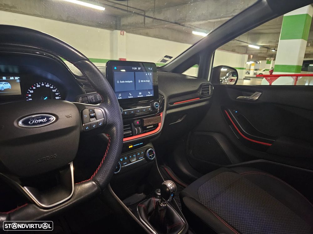 Ford Fiesta 1.0 EcoBoost ST-Line - 15