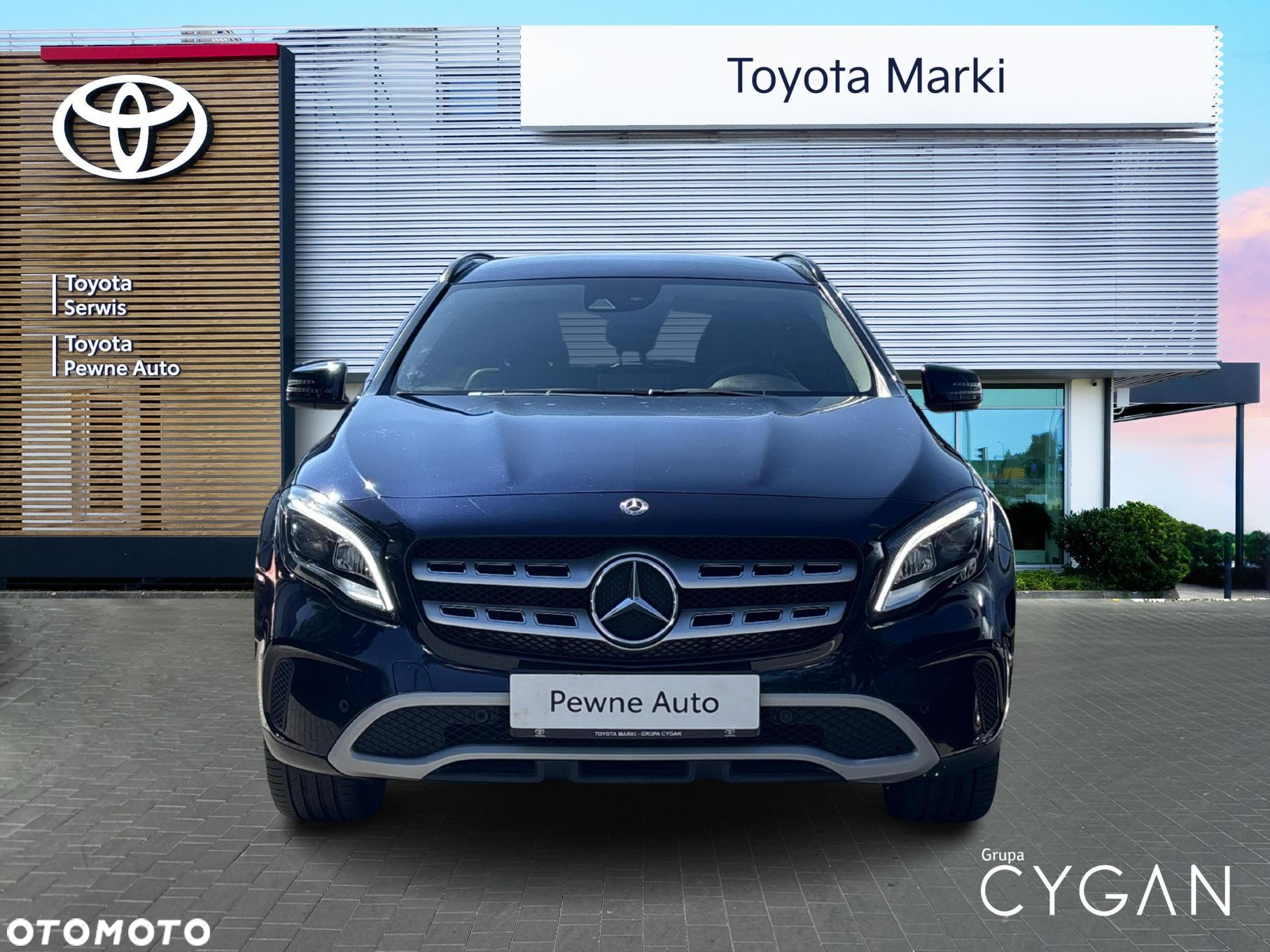 Mercedes-Benz GLA 180 d 7G-DCT Urban - 8