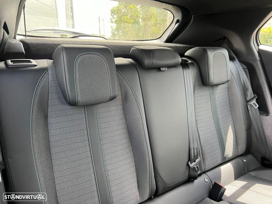 Peugeot e-2008 50 kWh SE Style - 10