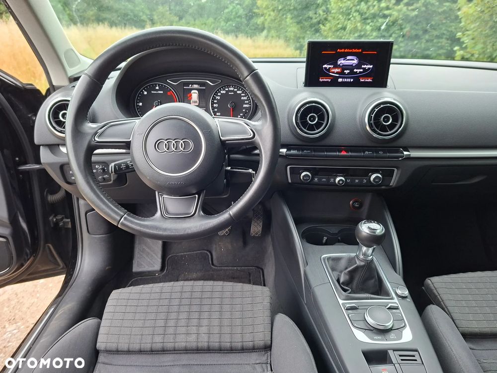 Audi A3 Sportback - 6