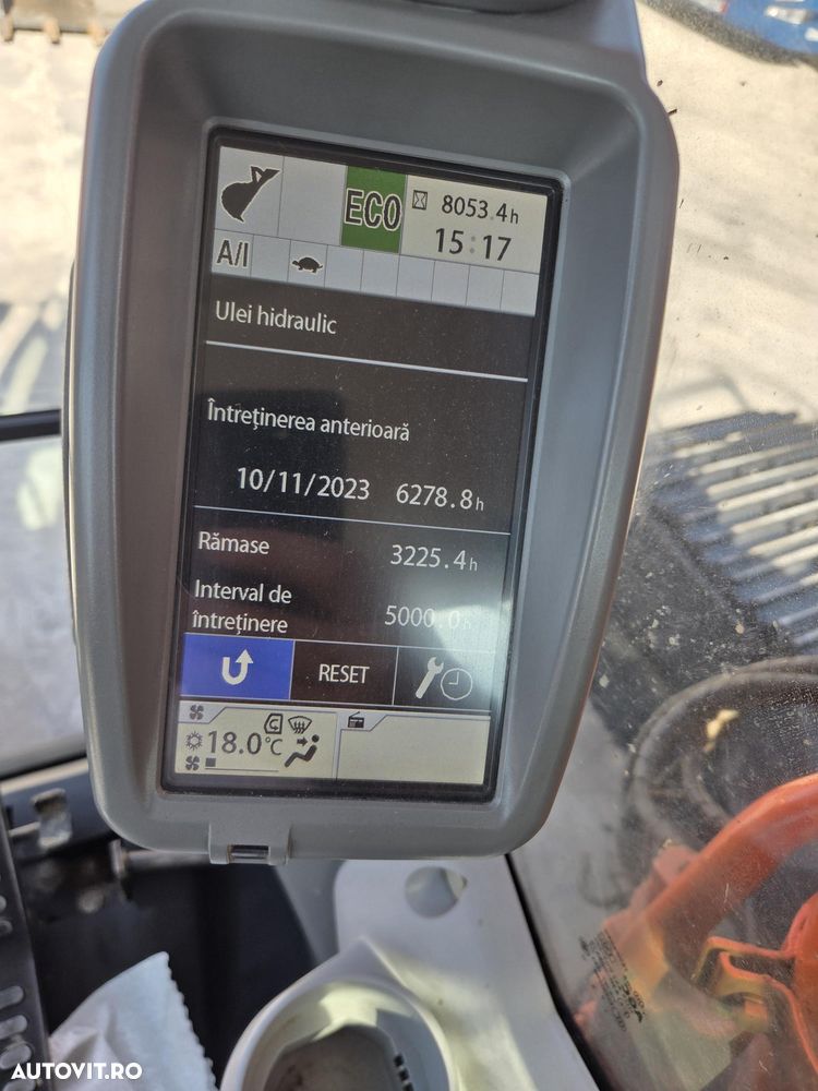 Hitachi ZX350LC, 8.053h, 40 tone, lung brate 20m, ad sapare 18m, cupa 1mc, contragreutate, senile late, consum mediu 25l/h, AC, protectie cabina, 3 pompe hidr Hitachi, revizie hidr efectuata, PROMOTIE 109.900 EUR+Tva - 37