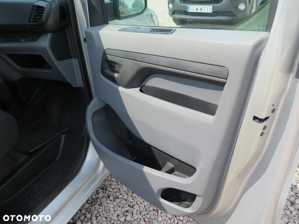 Peugeot Expert Kombi Long 2,8t - 27