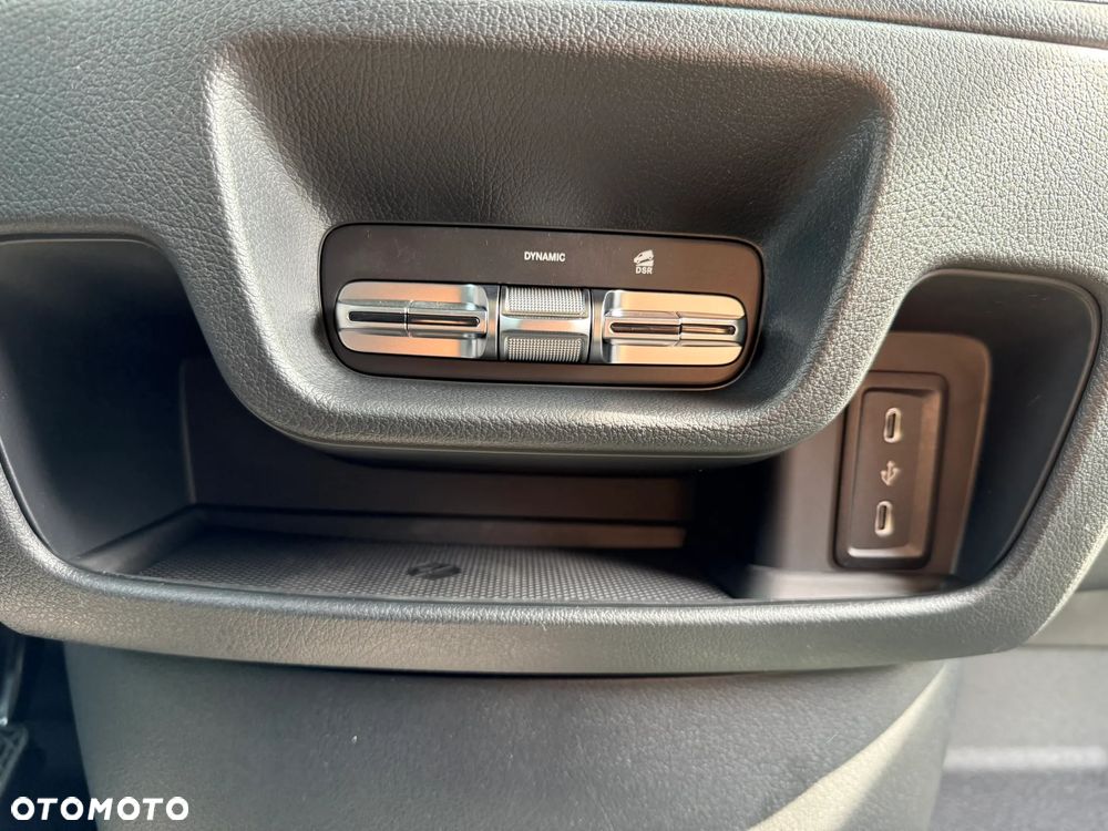 Mercedes-Benz Vito - 17