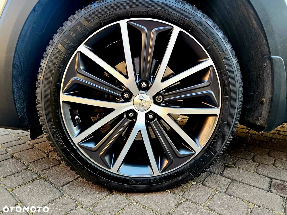 Hyundai Tucson 1.7 CRDI BlueDrive GO 2WD DCT - 12
