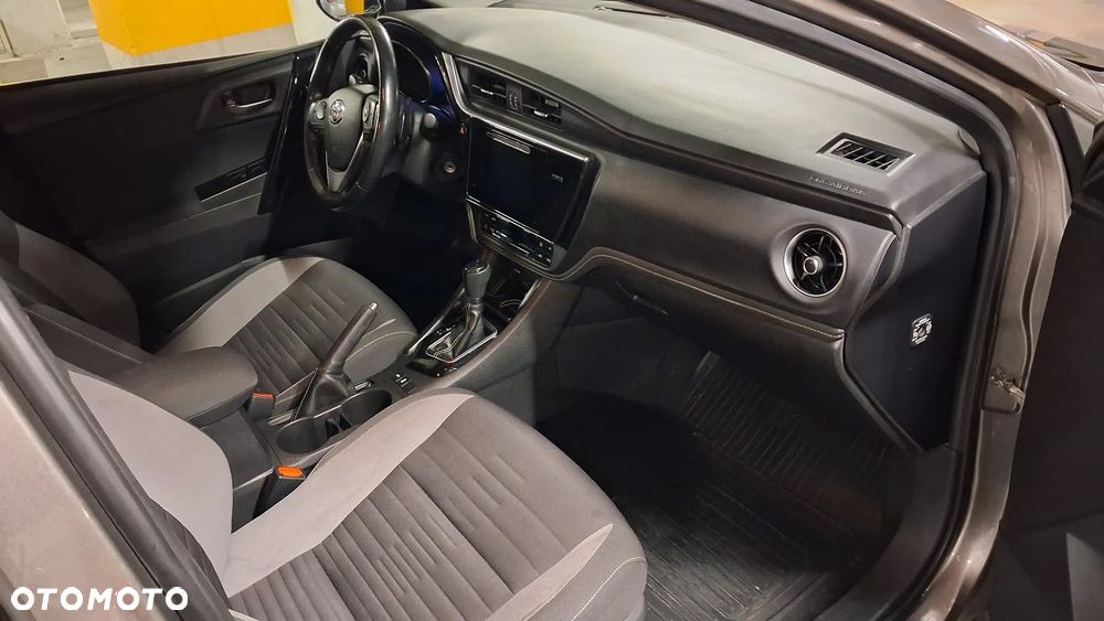 Toyota Auris 1.6 Comfort MS - 10