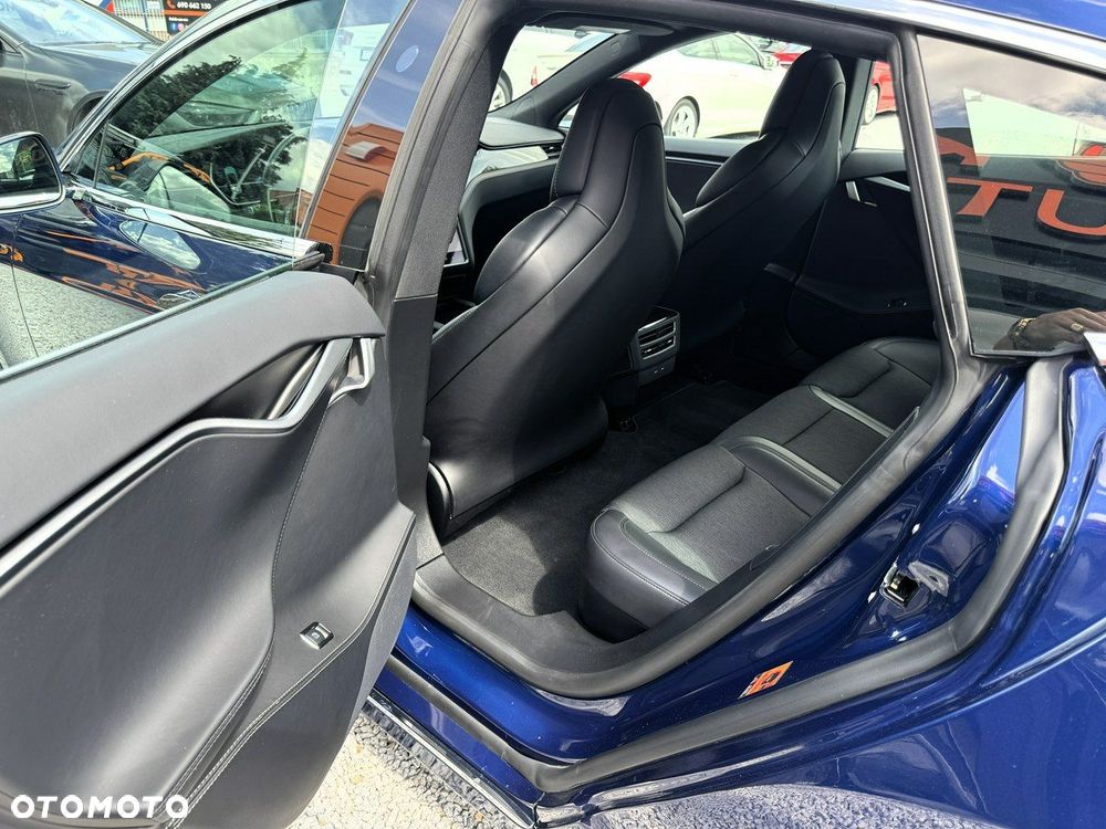 Tesla Model S Long Range Plus - 27
