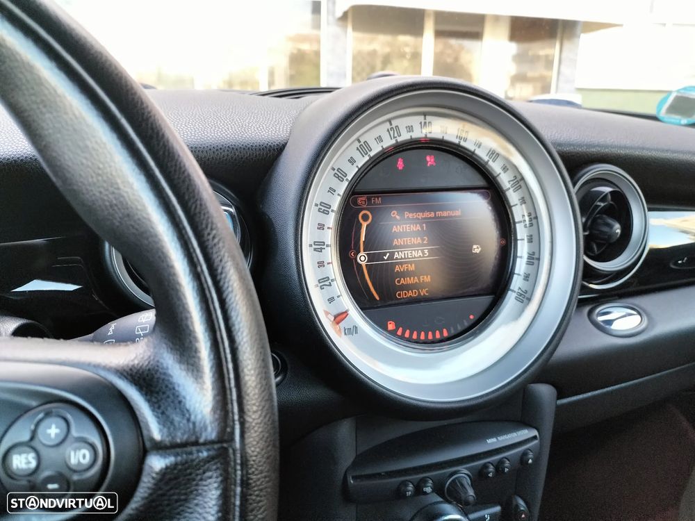 MINI Clubman Cooper D - 5