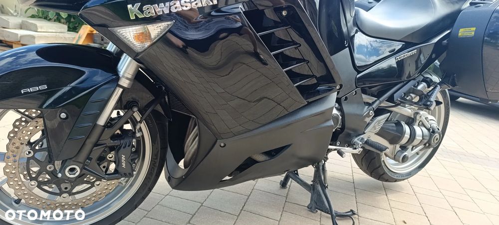 Kawasaki GTR - 41