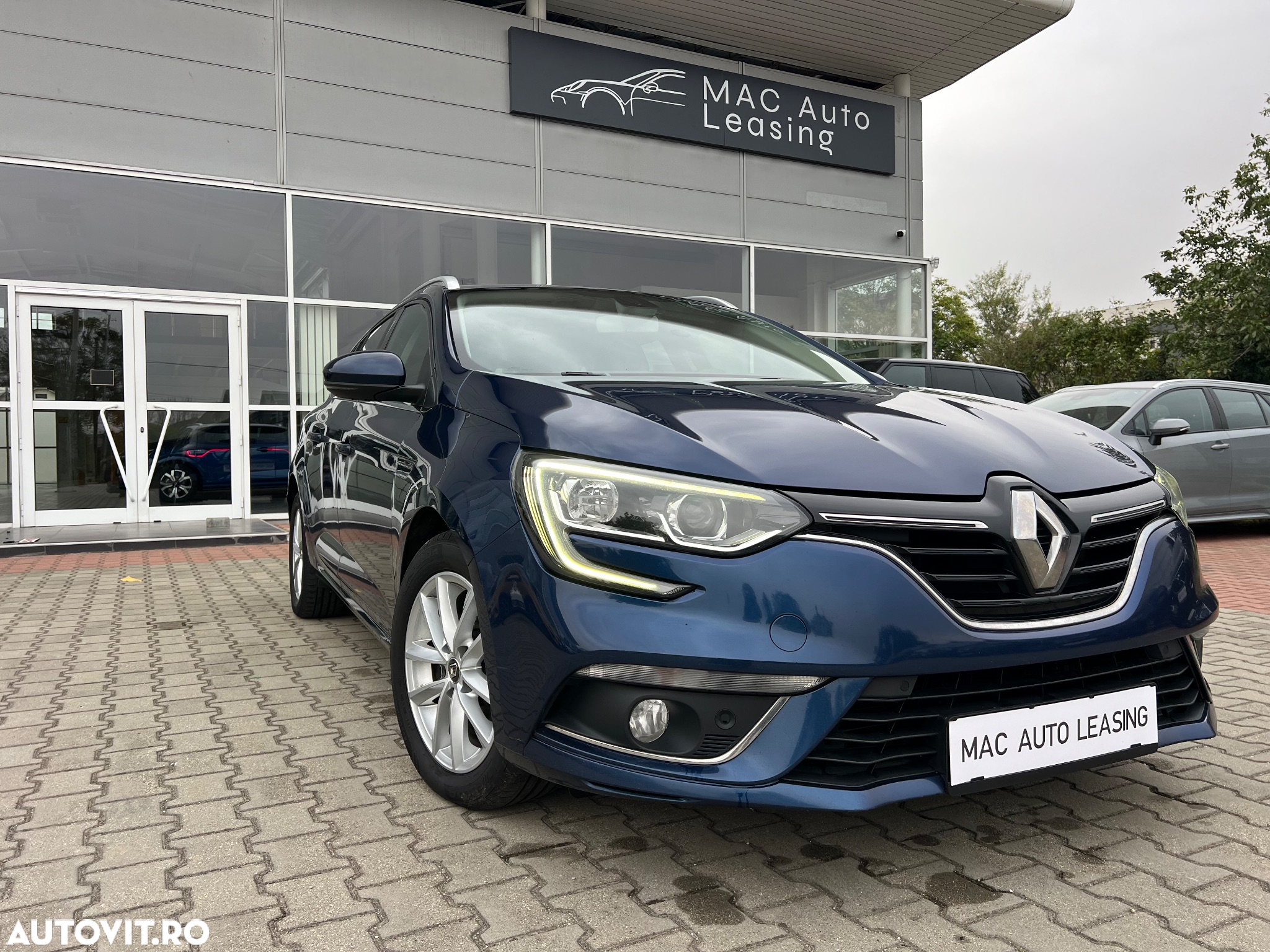 Renault Megane ENERGY dCi 110 BUSINESS - 2
