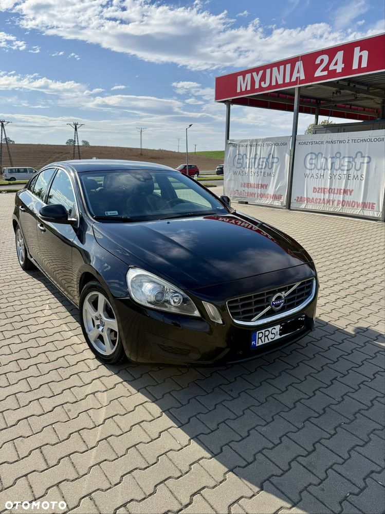 Volvo S60 - 2