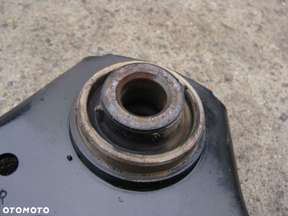 wahacz lewy przód renault clio v 545056028r - 4