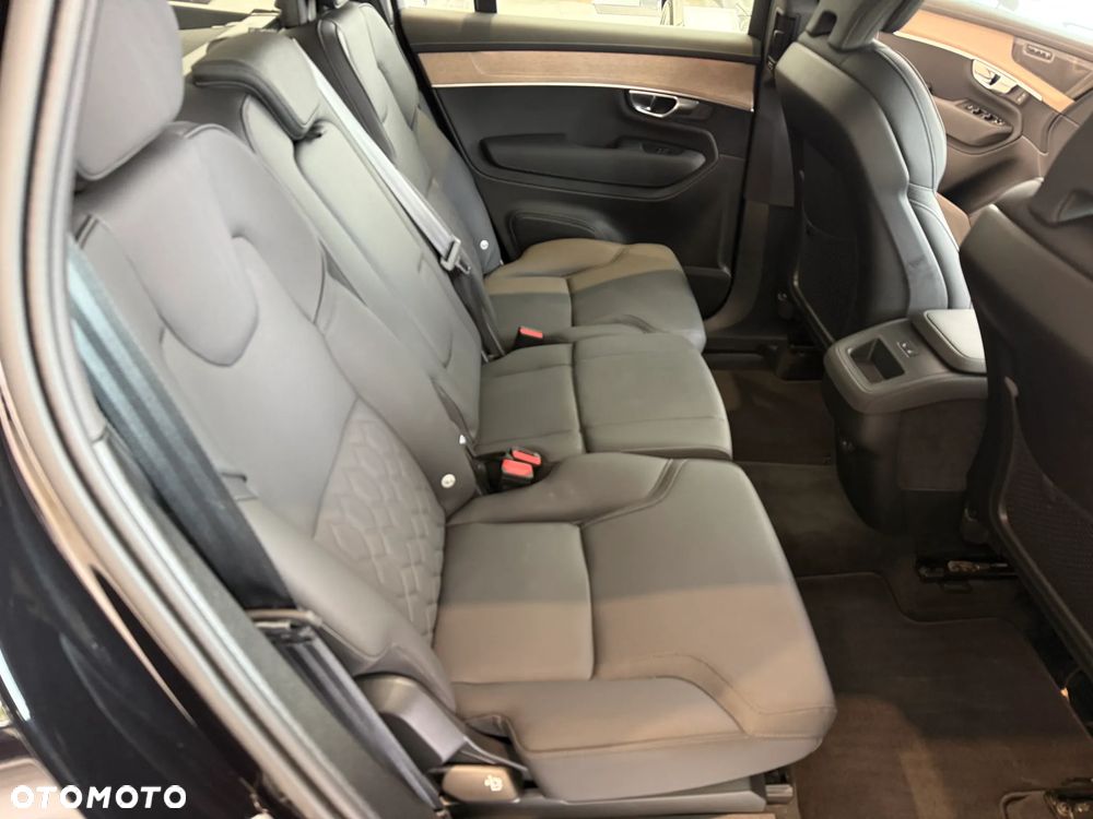 Volvo XC 90 B5 B AWD Plus Bright - 37