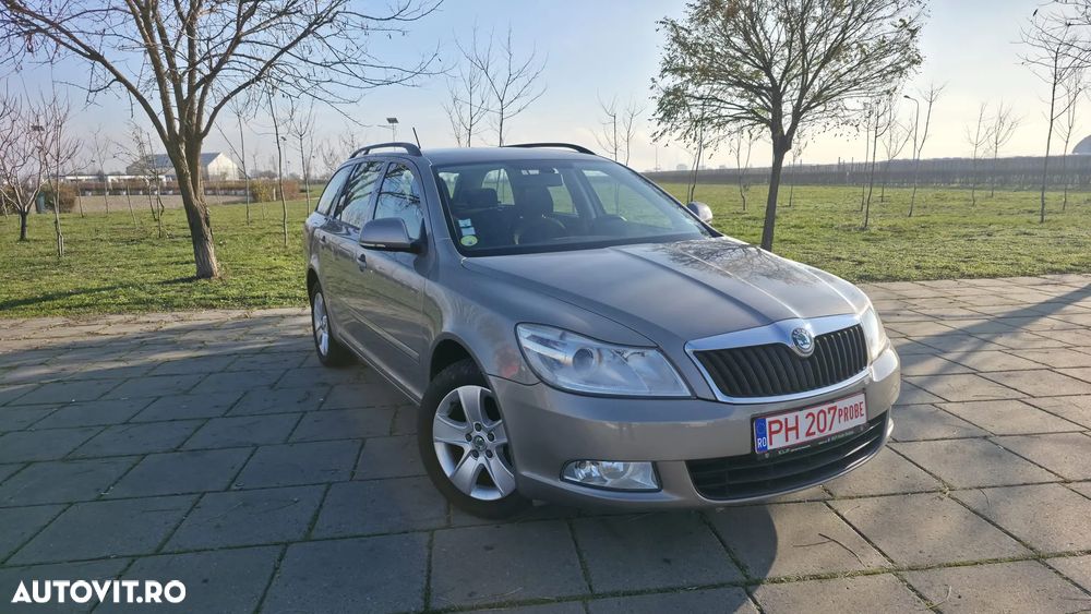 Skoda Octavia 1.6 TDI DPF Active Green tec - 1