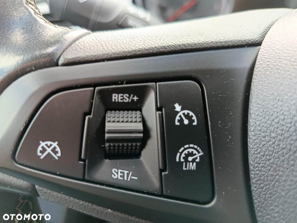 Opel Astra 1.2 T 2020 S&S - 16