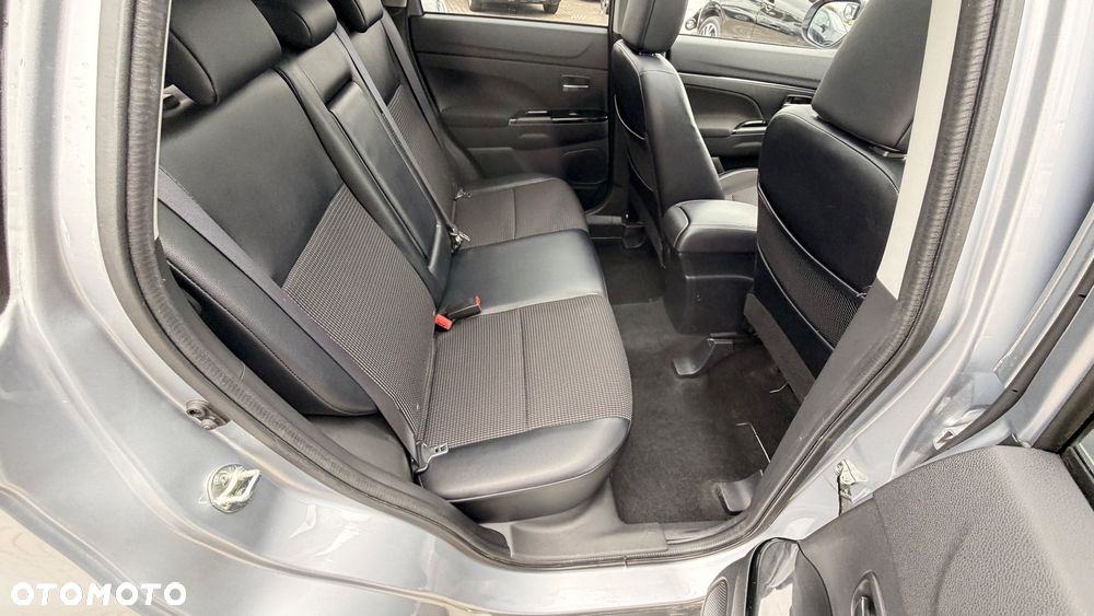Mitsubishi ASX 1.8 DID Invite 4WD AS&G - 27