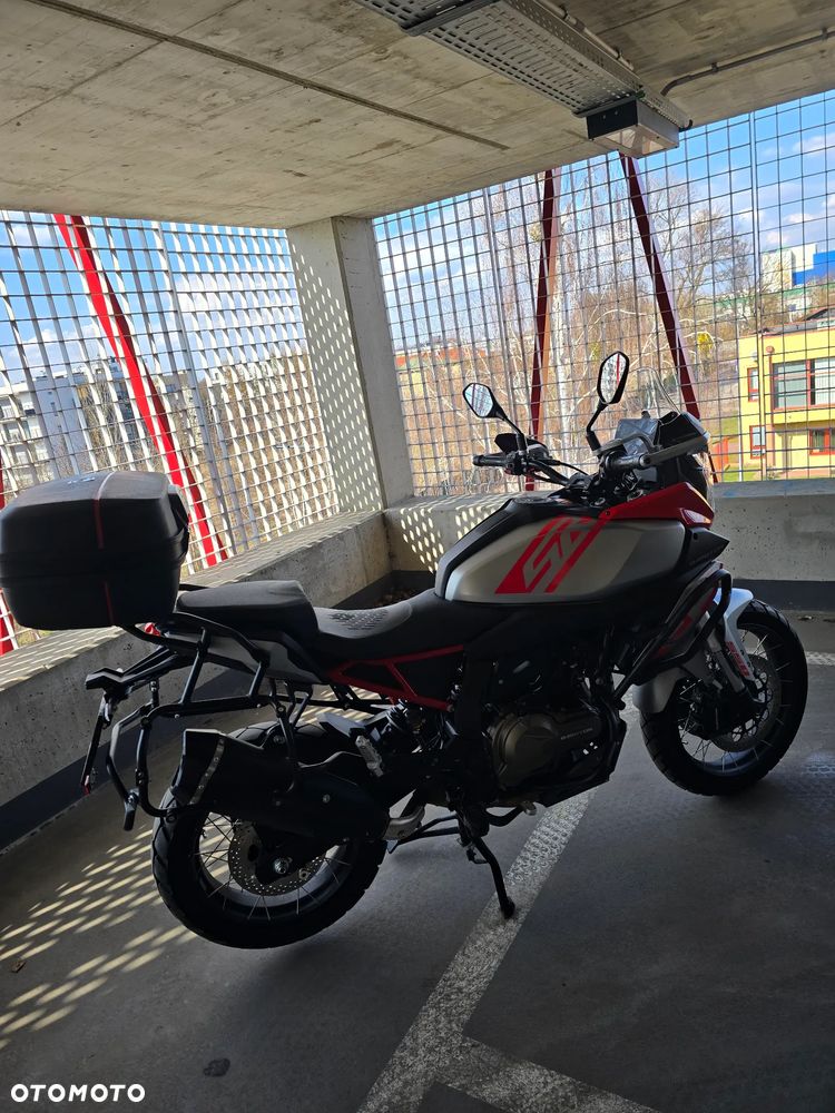 QJMOTOR SRT 600SX - 10