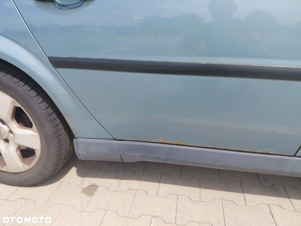 Opel Vectra 1.9 CDTI Essentia - 16