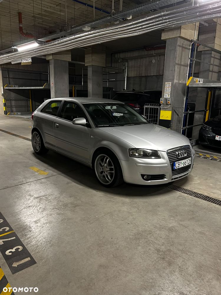 Audi A3 3-drzwiowe 2.0 TDI DPF Ambiente - 2