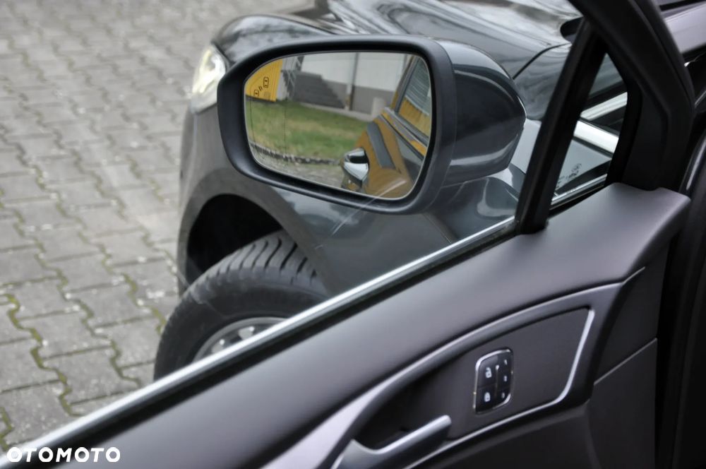 Ford Mondeo 2.0 TDCi Titanium PowerShift - 19