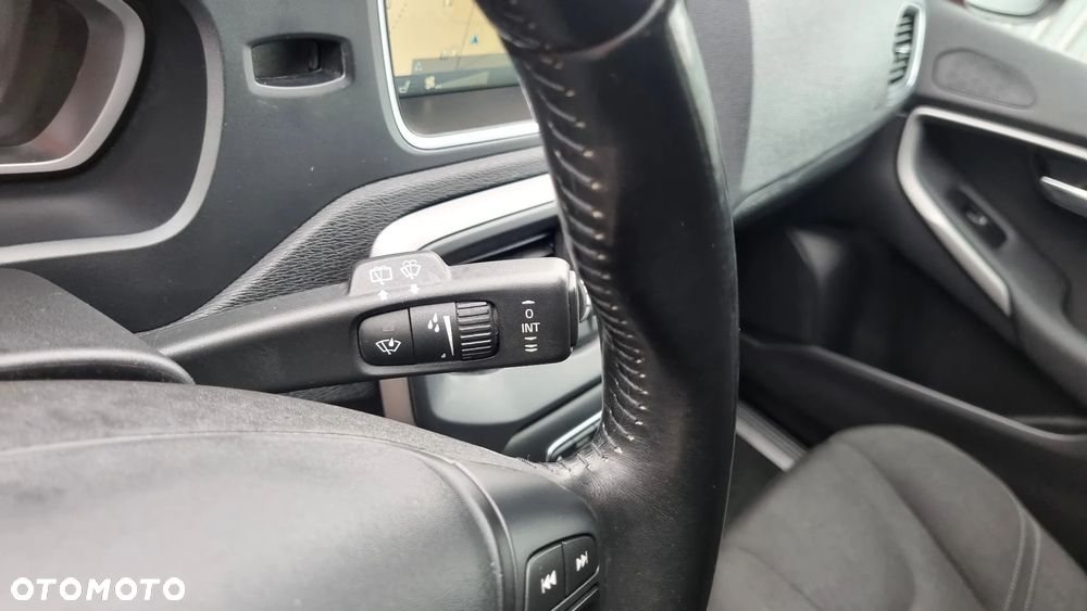 Volvo V40 Cross Country D2 - 23