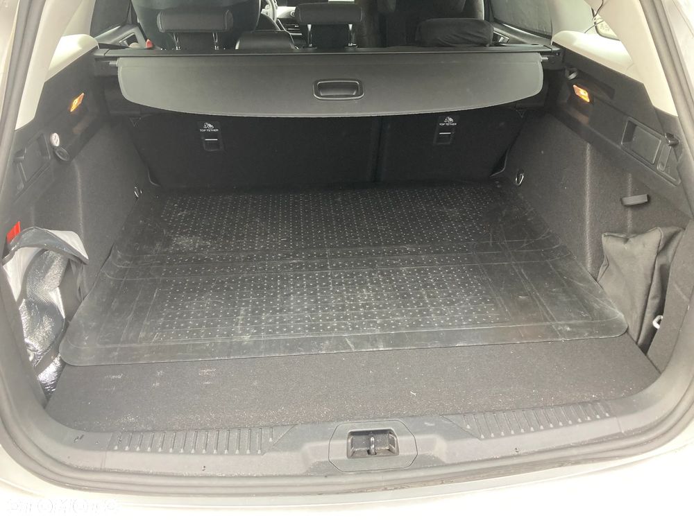 Ford Focus - 10