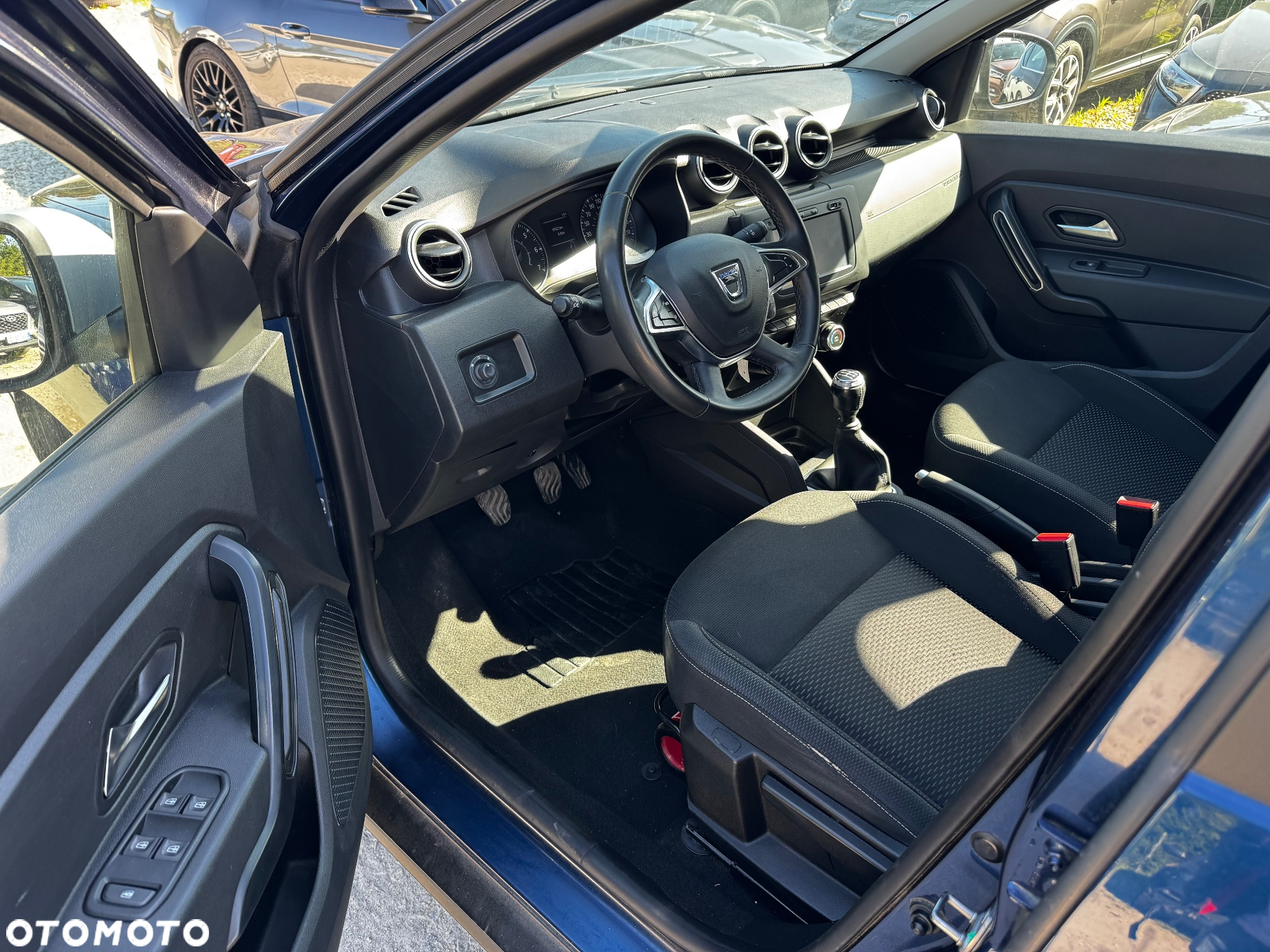 Dacia Duster 1.6 SCe Comfort - 23