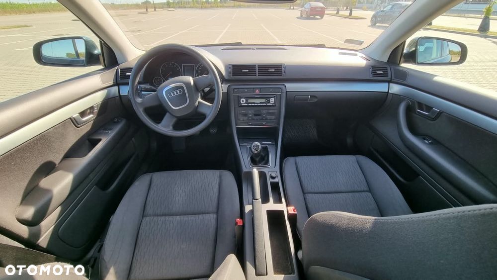 Audi A4 Avant - 8