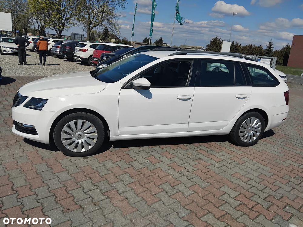 Skoda Octavia - 2
